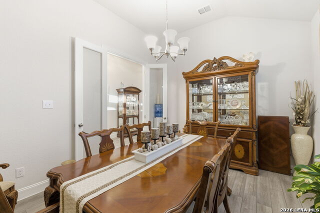 Image 8 of 49 For 505 Huntwick Dr