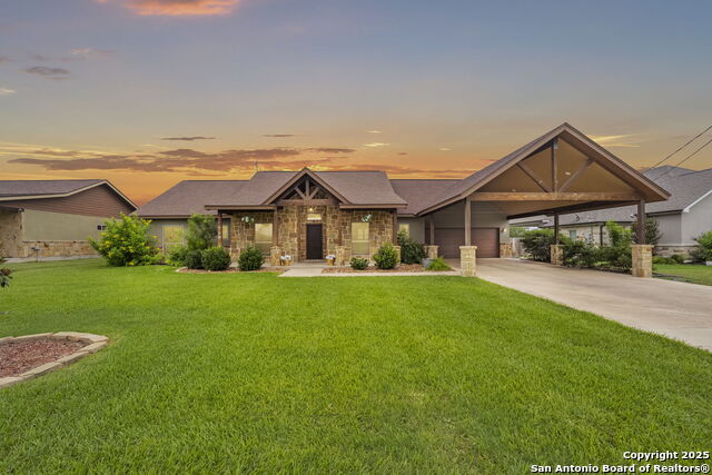 Details for 622 Dickson N, Poth, TX 78147