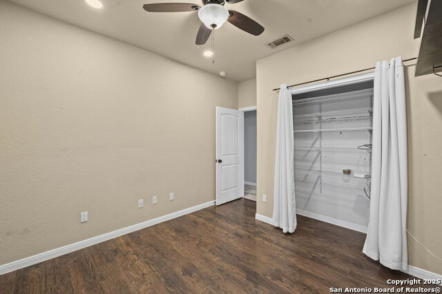 Image 20 of 66 For 622 Dickson N