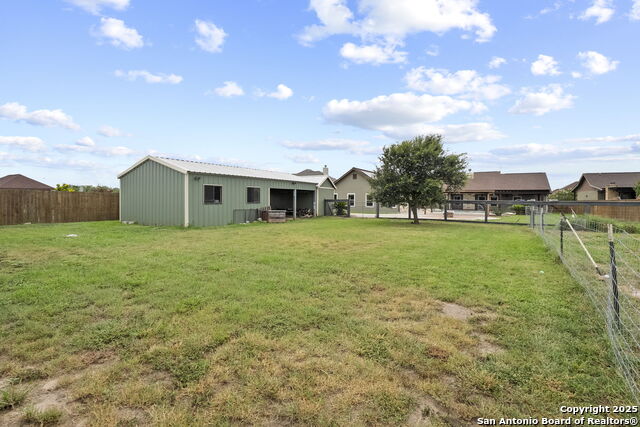 Image 65 of 66 For 622 Dickson N