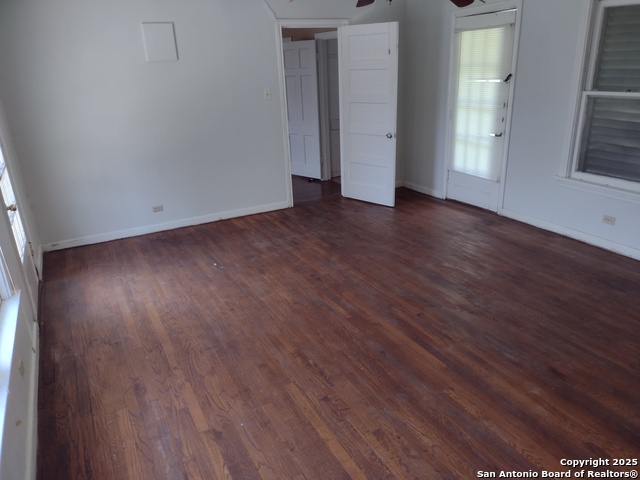 Image 17 of 17 For 415 North  