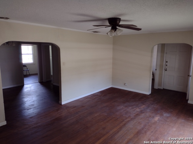 Image 6 of 17 For 415 North  