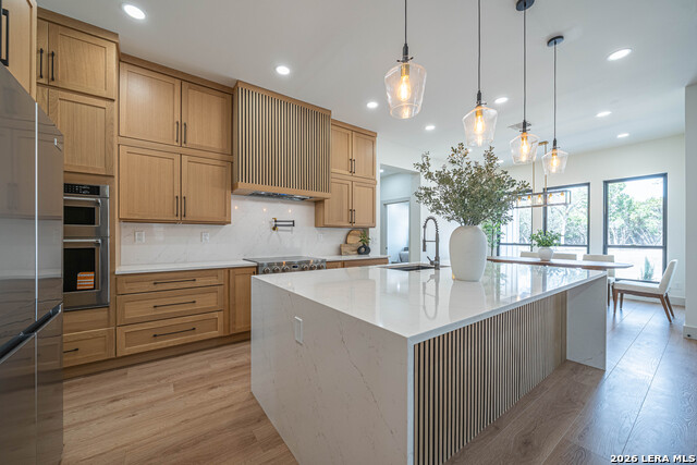 Image 16 of 40 For 1271 View Ridge