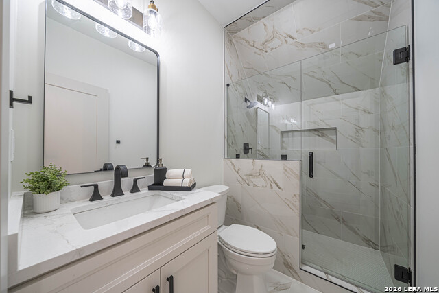 Image 33 of 40 For 1271 View Ridge