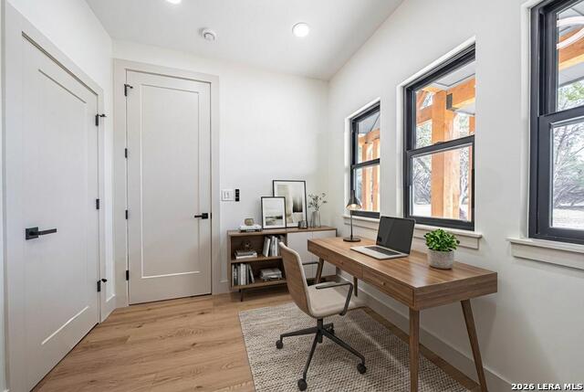 Image 34 of 40 For 1271 View Ridge