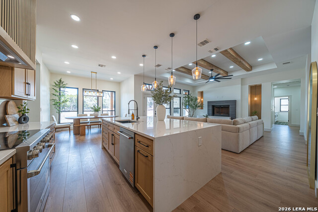 Image 8 of 40 For 1271 View Ridge