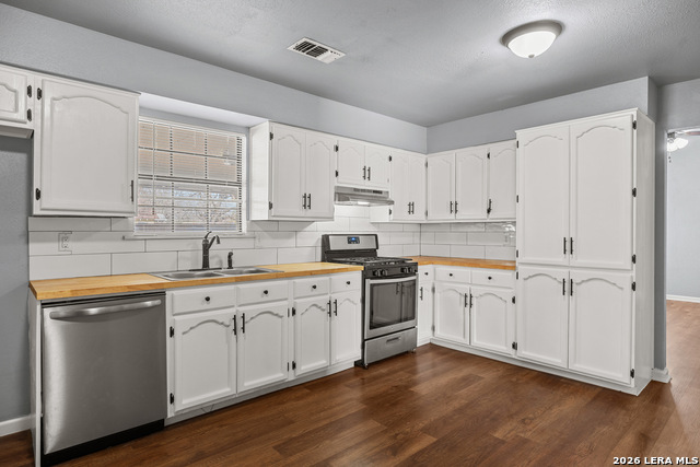 Listing photo id 10 for 119 Tarrant  