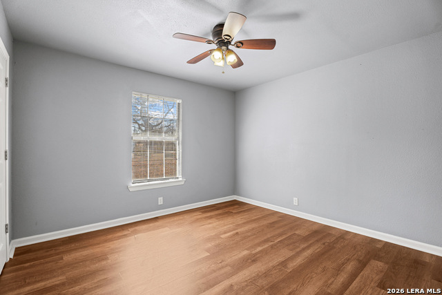 Listing photo id 18 for 119 Tarrant  