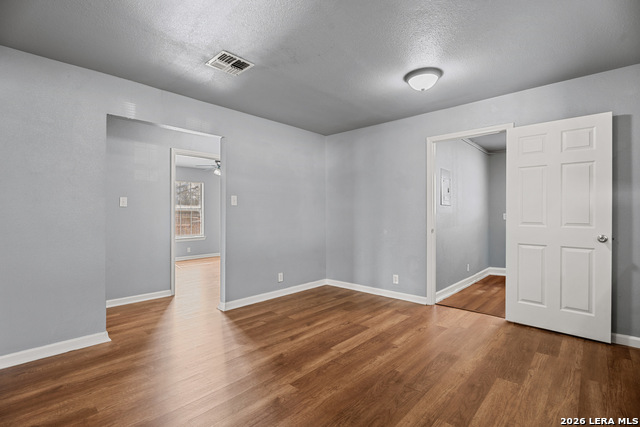 Listing photo id 19 for 119 Tarrant  