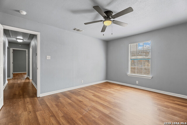 Listing photo id 22 for 119 Tarrant  