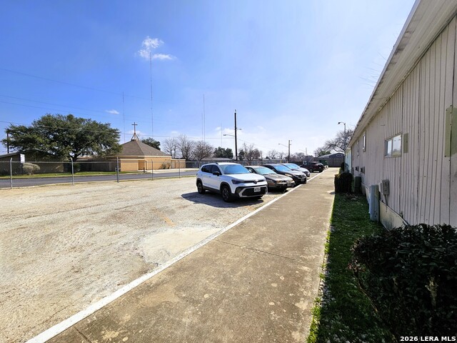 Image 8 of 8 For 7327 Harlow Dr