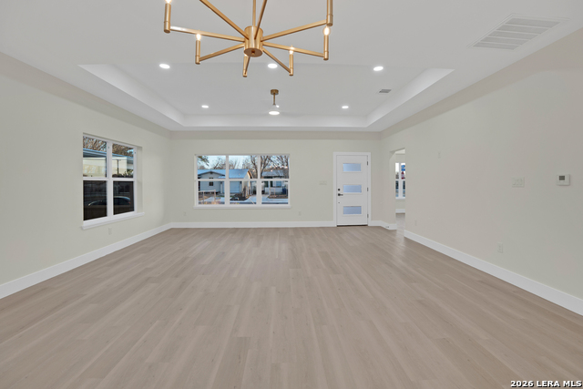 Image 5 of 11 For 255 Venice  