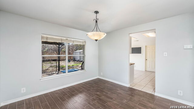 Image 6 of 24 For 6922 Crested Quail