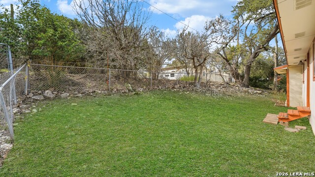 Image 37 of 48 For 113 Creekview Dr