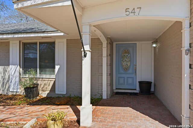 Image 3 of 30 For 547 Patricia