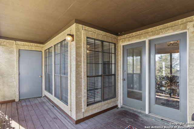 Image 15 of 20 For 6100 Woodlake  312