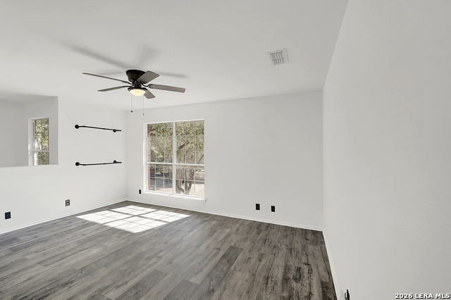 Image 20 of 40 For 10819 Laurel