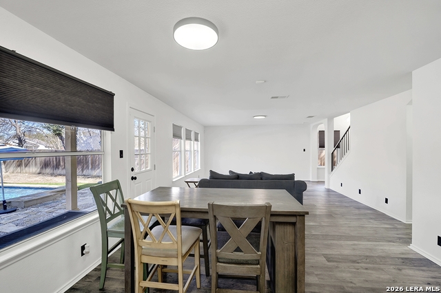 Image 35 of 40 For 10819 Laurel