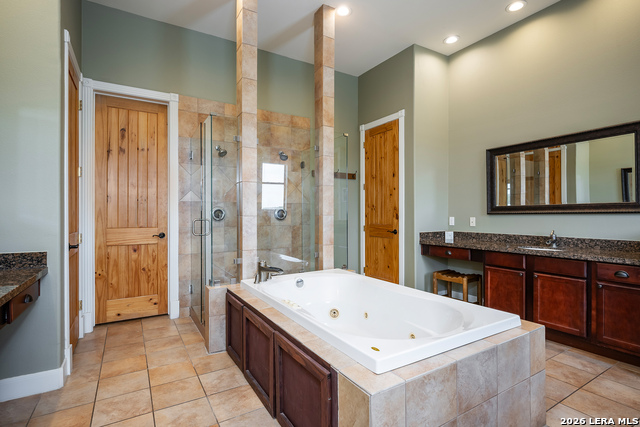 Image 20 of 46 For 800 High Oaks