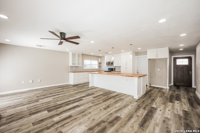 Image 4 of 19 For 7030 Settlers Rdg