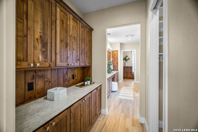 Image 23 of 54 For 1357 Capitare