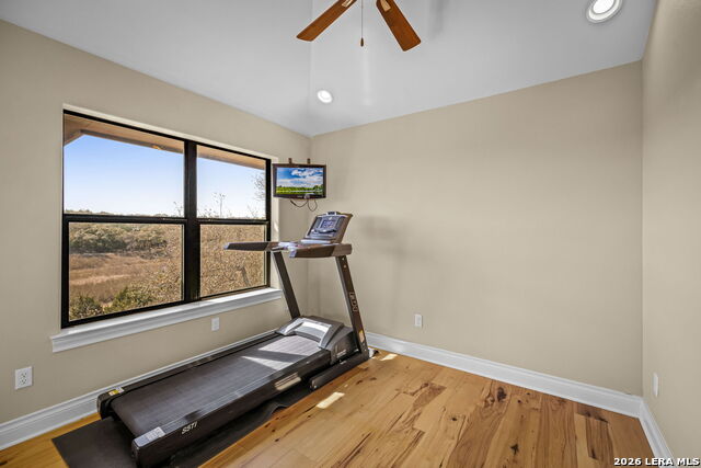 Image 43 of 54 For 1357 Capitare