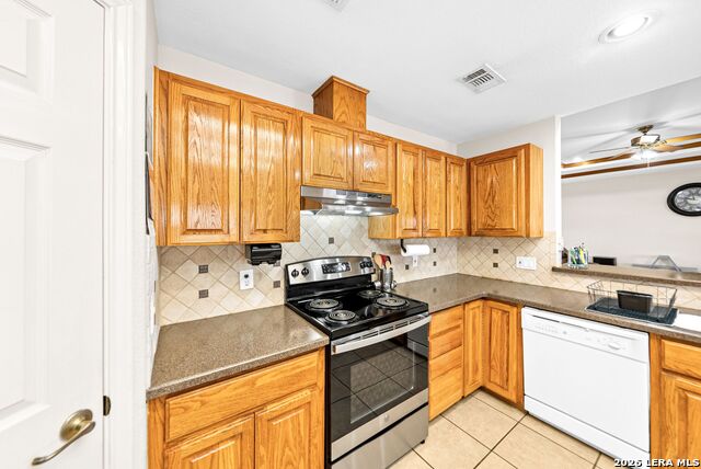 Image 11 of 48 For 248 Hunters Dawn Dr