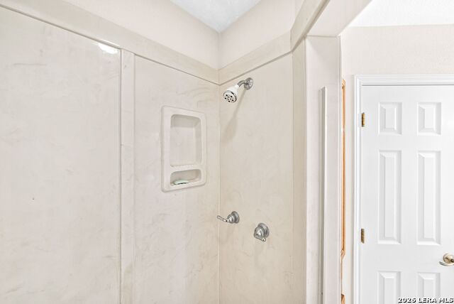 Image 23 of 48 For 248 Hunters Dawn Dr