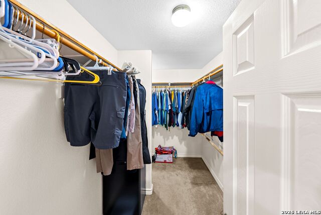 Image 24 of 48 For 248 Hunters Dawn Dr