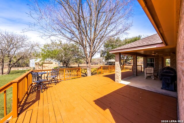 Image 35 of 48 For 248 Hunters Dawn Dr