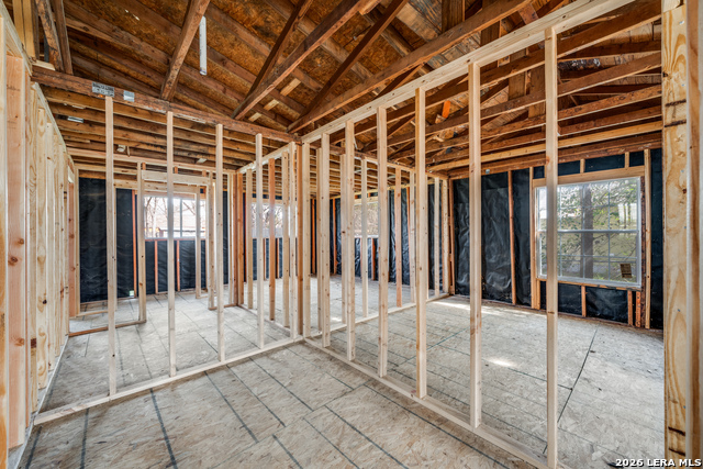 Image 10 of 25 For 630 Ireland E