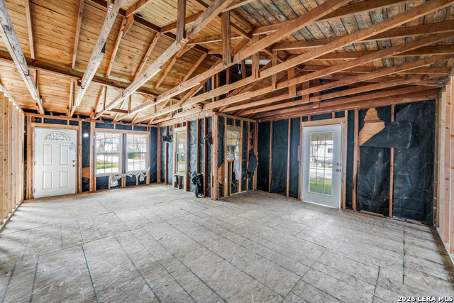 Image 3 of 25 For 630 Ireland E