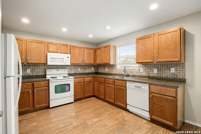 Image 15 of 48 For 10111 Sparrow Way