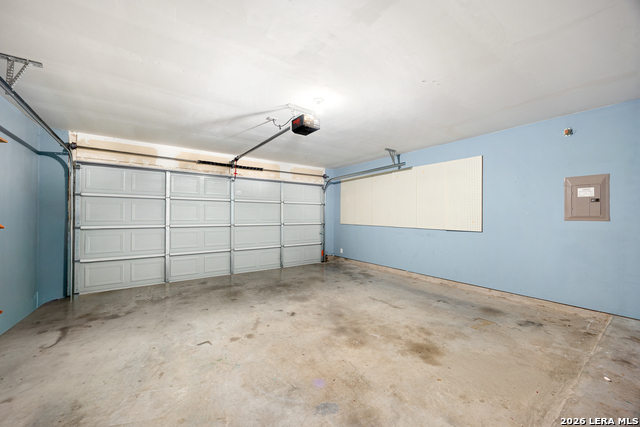 Image 35 of 48 For 10111 Sparrow Way