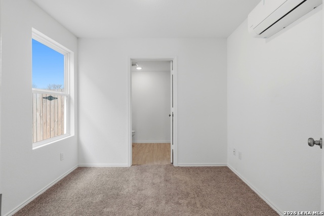 Image 18 of 29 For 7044 Elm Cv  