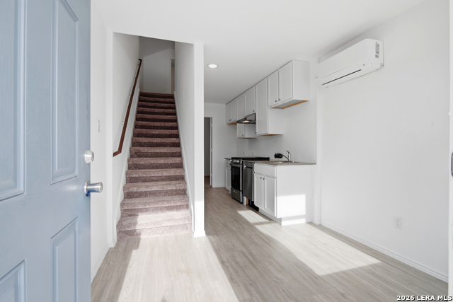 Image 9 of 29 For 7044 Elm Cv  