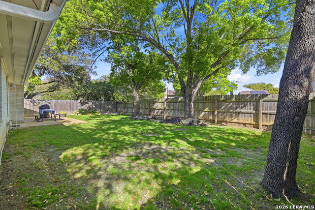 Image 23 of 26 For 13402 Langtry