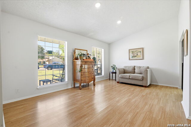 Image 9 of 26 For 13402 Langtry