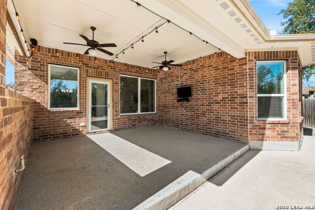 Image 33 of 38 For 25756 Two Springs