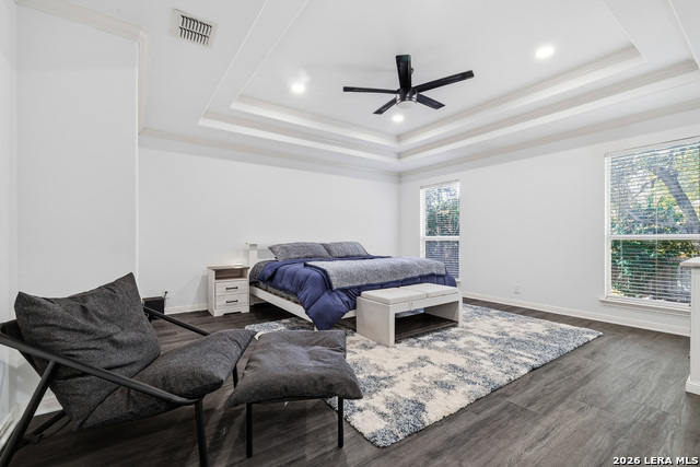 Image 16 of 29 For 52 Greens Shade