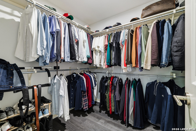 Image 21 of 29 For 52 Greens Shade