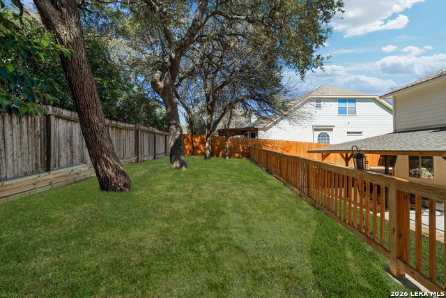 Image 28 of 29 For 52 Greens Shade