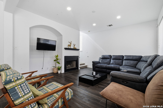 Image 3 of 29 For 52 Greens Shade