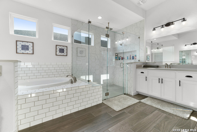 Image 21 of 43 For 2233 Hoja Ave