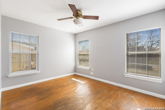 Image 14 of 25 For 210 Dryden  