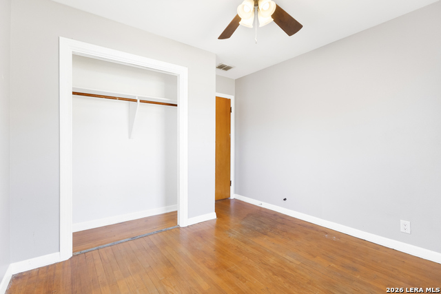 Image 17 of 25 For 210 Dryden  