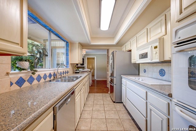 Image 11 of 24 For 13003 Chateau Forest