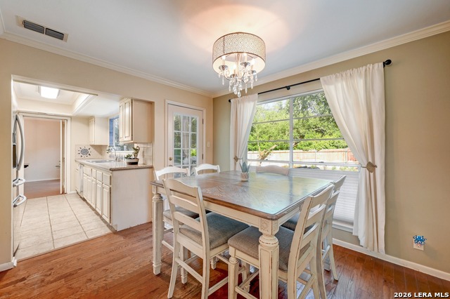 Image 9 of 24 For 13003 Chateau Forest