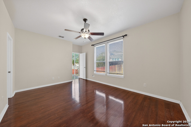 Image 17 of 31 For 6037 Scenic Links