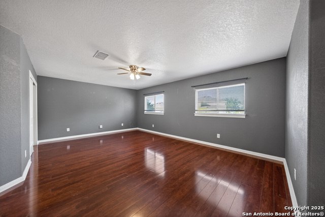 Image 25 of 31 For 6037 Scenic Links